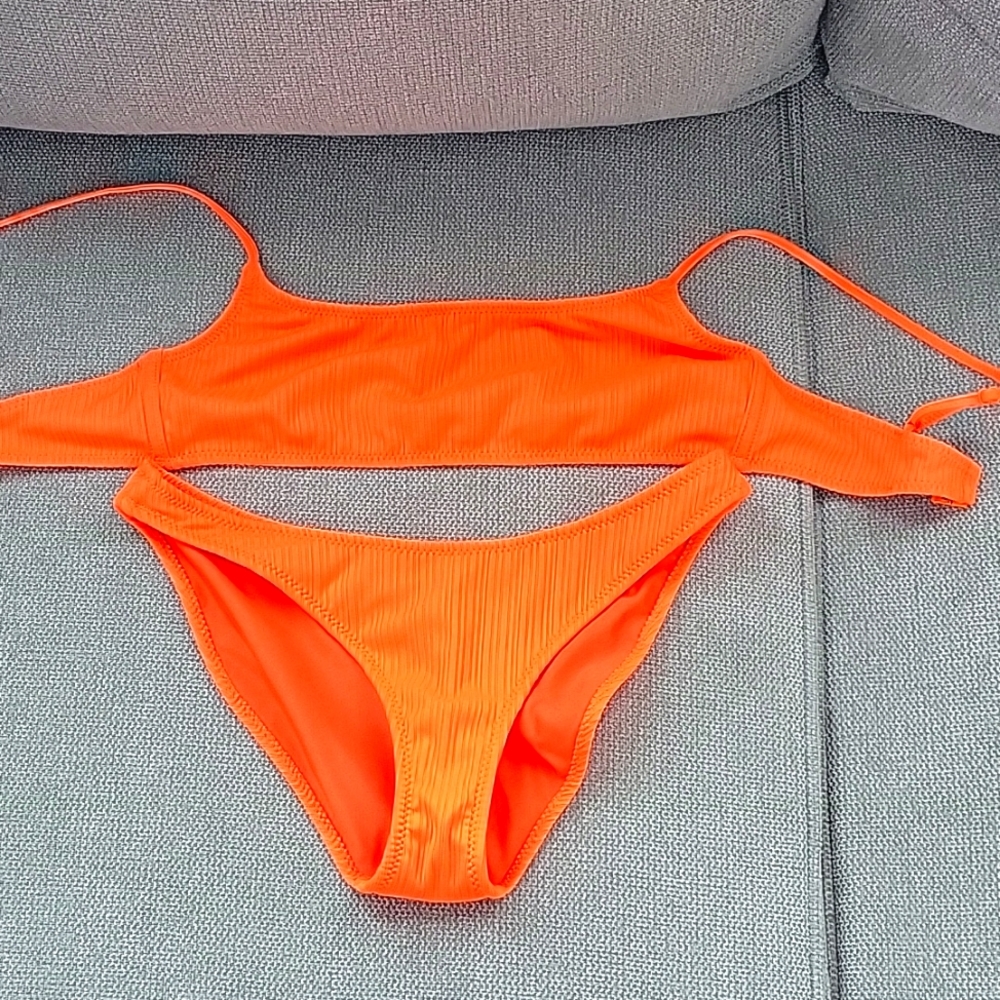 Triangl neon orange bikini size small